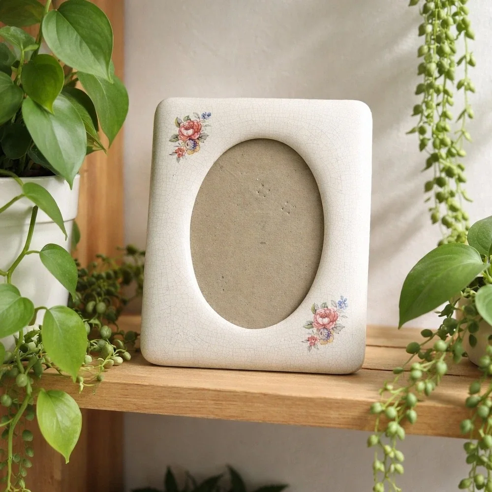 Vintage Ceramic Crackle Glaze Floral Grandmacore Picture Frame Cream 5x6.5